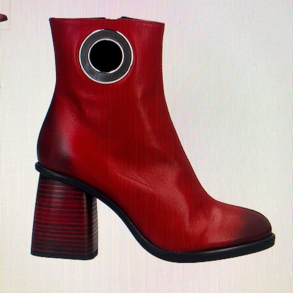 leather booties - Picture 2 of 9